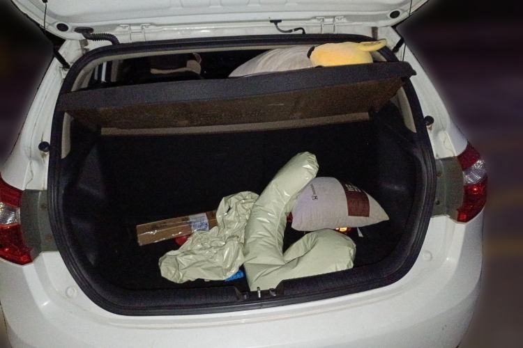 Used Kia K2 2012 Hatchback 1.6L AT Premium Commemorative Edition
