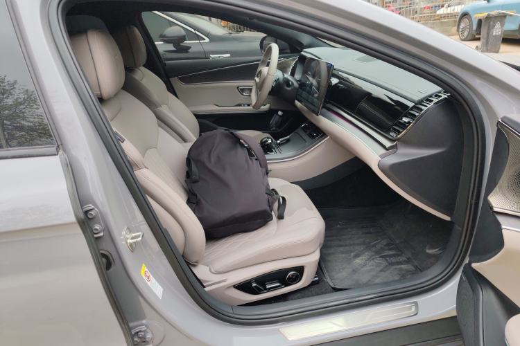 Used BYD Han 2025 DM-i Intelligent Driving Edition 125KM LiDAR Flagship Model
