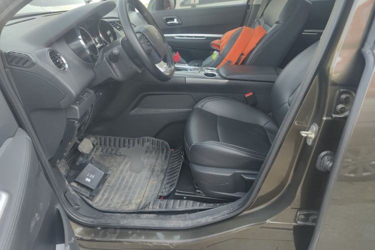 Used Peugeot 3008 2018 2.0L Automatic Classic Edition
