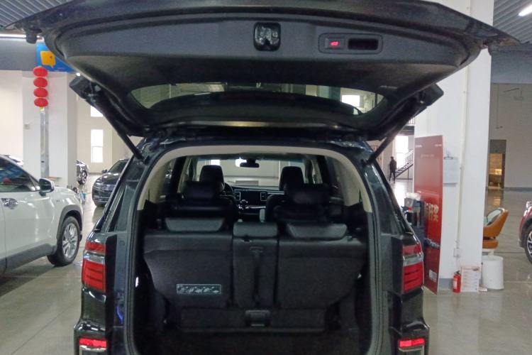 Used Honda Elysion 2019 2.0L Hybrid Luxury Edition