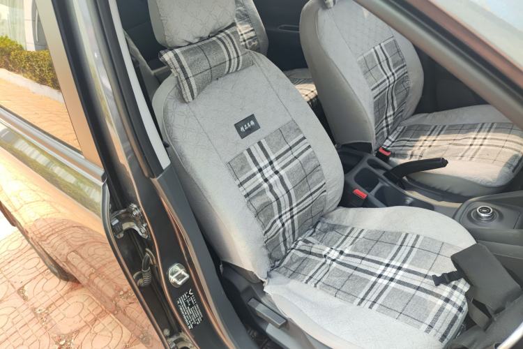 Used Wuling Hongguang New Energy 2025 Extended-Range Hybrid 50KM Comfort Version Right Front Seat