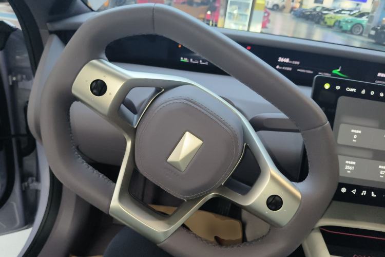 Used Avatr 06 2025 Pro Range-Extended Edition Steering Wheel