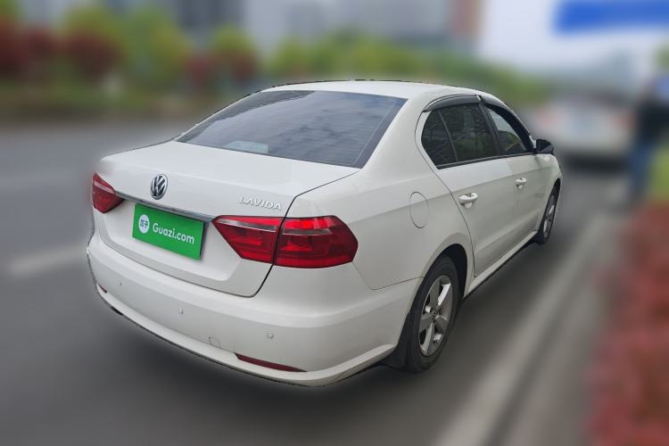 Used Volkswagen Lavida 2013 Revised Classic 1.6L Automatic Fashion Edition
