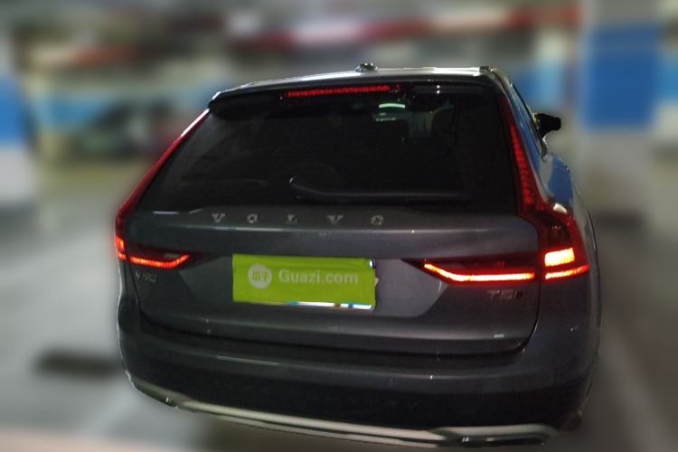 Used Volvo V90 2020 Facelifted Cross Country T5 AWD Zhiyuan Edition