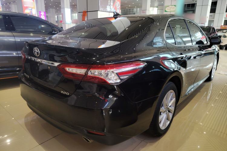 Used Toyota Camry 2021 2.0G Luxury Edition