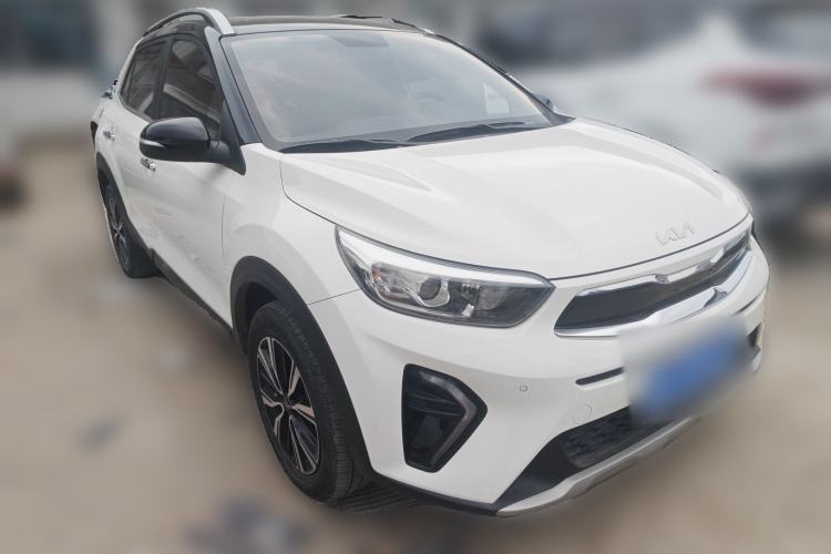 Used Kia kx1 Stonic 2021 1.4L CVT Sunroof Model Front Right 45 Deg