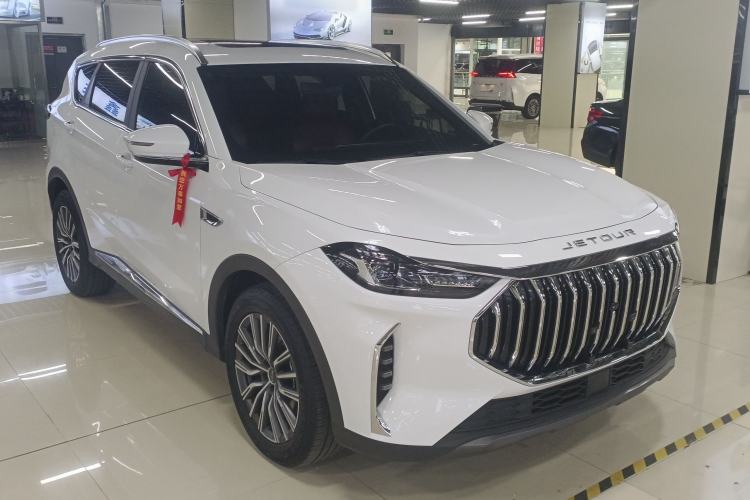 Used JETOUR X70 PLUS 2024 Champion Edition 1.5T DCT Champion MAX 5-Seater Front Right 45 Deg