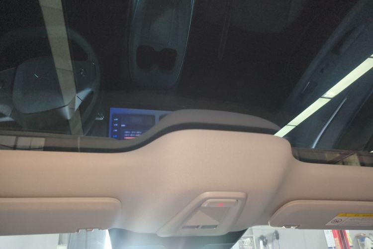 Used XPeng MONA M03 2024 620 with Ultra-Long Range Headliner