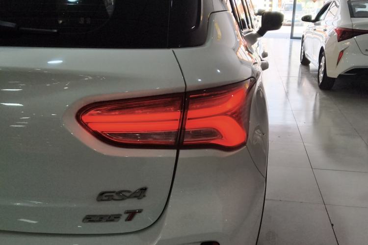 Used GAC Trumpchi GS4 2018 235T Manual Two-Wheel Drive Elite Edition
