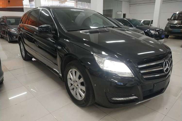 Used Mercedes-Benz R-Class 2017 R 320 4MATIC Business Edition Prestige Model
