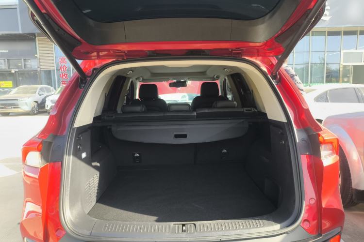 Used SAIC MAXUS D60 2019 1.5T Automatic Luxury Edition 5-seater