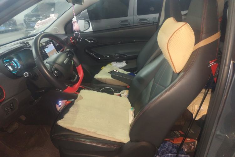 Used Chery QQ Little Ant 2022 Restyled Version Sweet Pink Edition Half-Sugar Version 3-Cell Lithium Battery 30kW 408km Range Left Front Seat