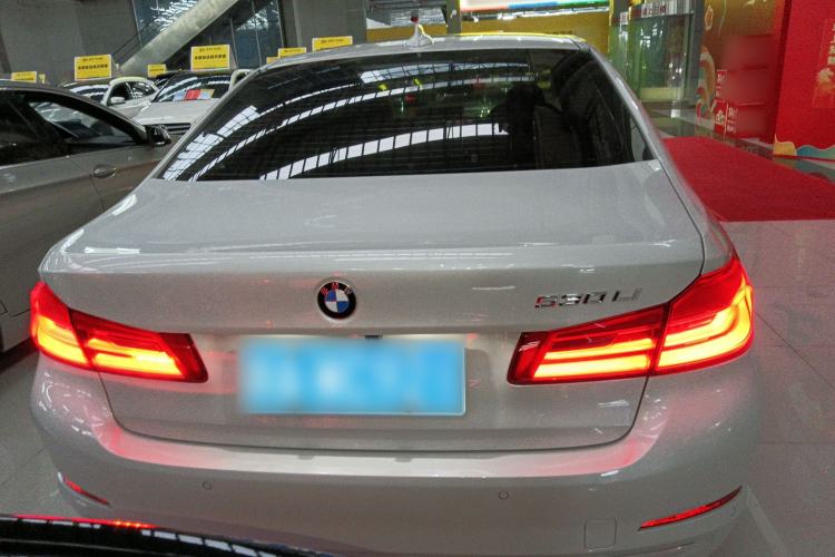 Used BMW 5 Series 2019 Facelifted 530Li Leading Edition Luxury Package