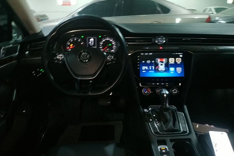 Used Volkswagen Magotan 2019 330TSI DSG Leading Model China VI Standard