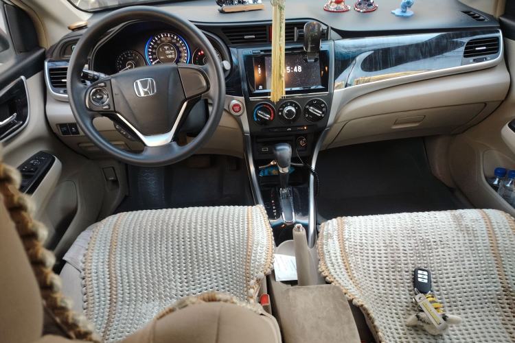 Used Honda Crider 2013 1.8L automatic luxury edition