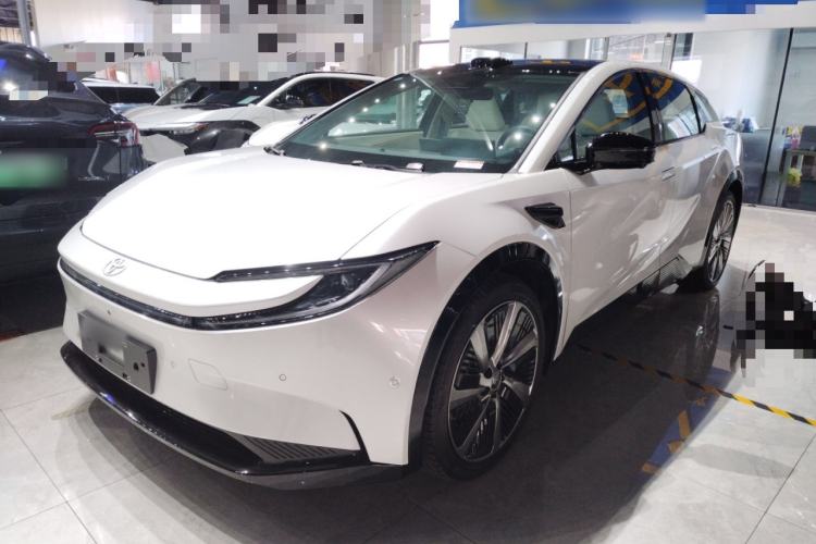 Used Toyota bZ5 2025 Model 550 PRO Smart Driving Edition