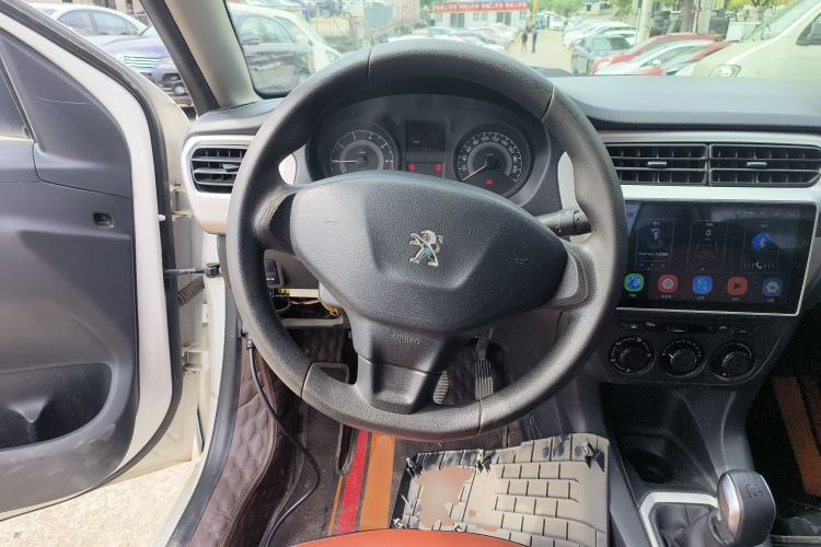 Used Peugeot 301 2014 1.6L Manual Comfort Edition Steering Wheel