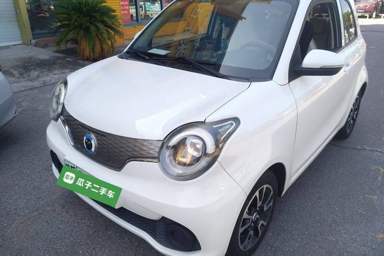 Used Brilliance Xinri i03 2021 318 km 31.45 kWh