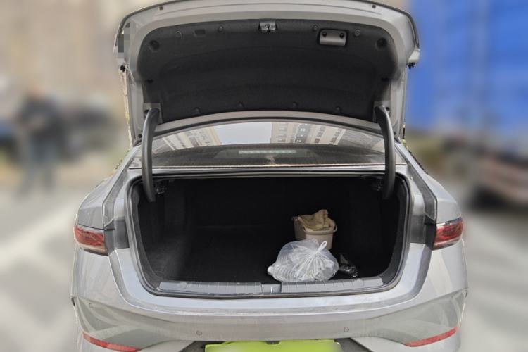 Used BYD Qin PLUS 2025 DM-i Smart Drive 55KM Leading Model
