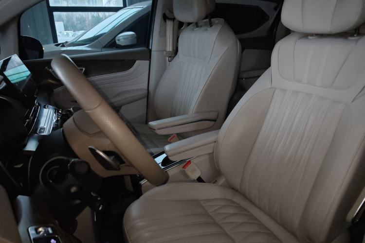 Used Roewe iMAX8 2023 400TGI Comfort Edition