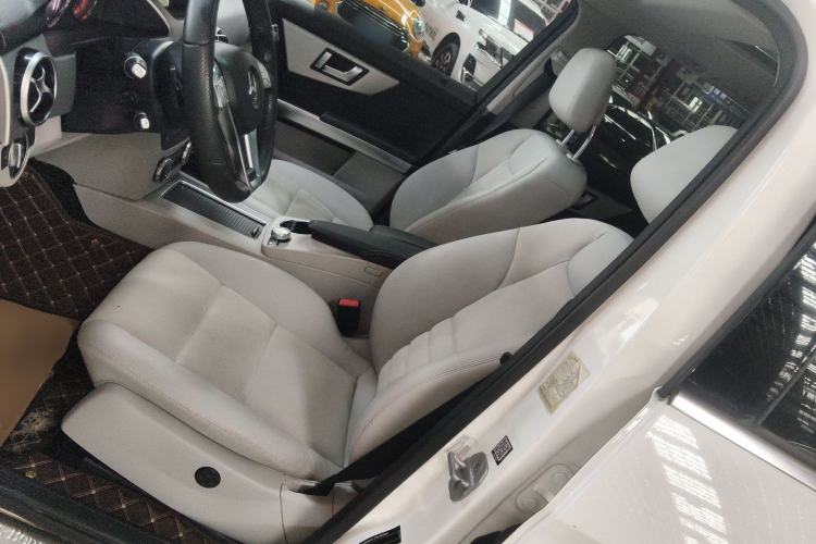 Used Mercedes-Benz GLK-Class 2015 GLK 300 4MATIC Fashion Edition Ultimate Version
