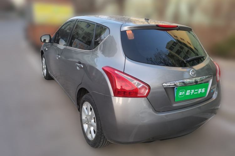 Used Nissan Tiida 2011 1.6L CVT Smart Version
