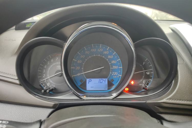 Used Toyota YARiS L Zhi Xuan 2015 1.5E Automatic Charm Edition