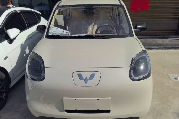 Used Wuling Hongguang MINIEV 2025 Four-Door Version Advanced Edition
