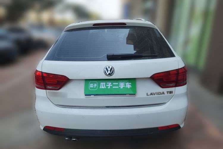 Used Volkswagen Gran Lavida 2013 1.4 TSI Automatic Luxury Model