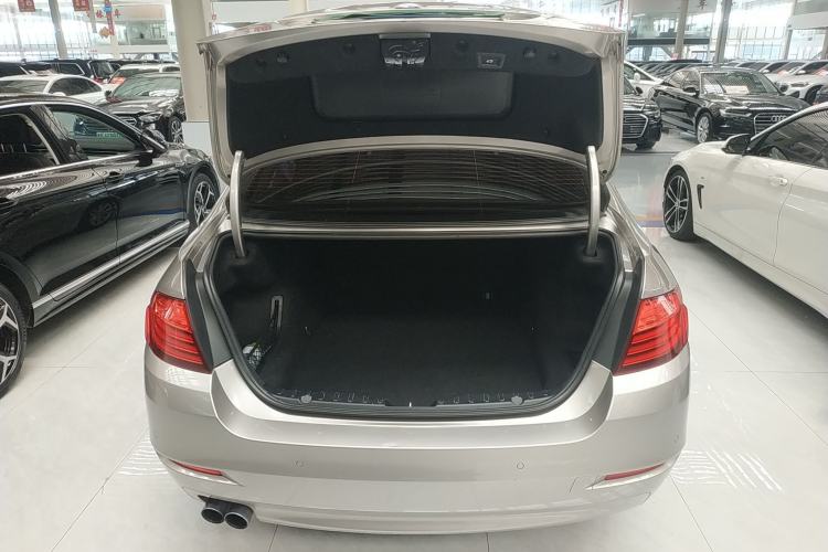 Used BMW 5 Series 2017 520Li Elegant Edition Trunk
