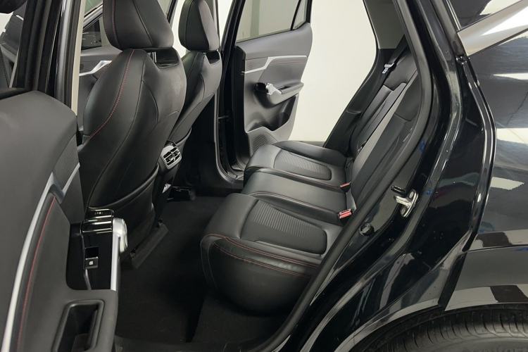 Used GAC Trumpchi EMKOO 2022 1.5T Supernova Pro Edition Left Rear Seat