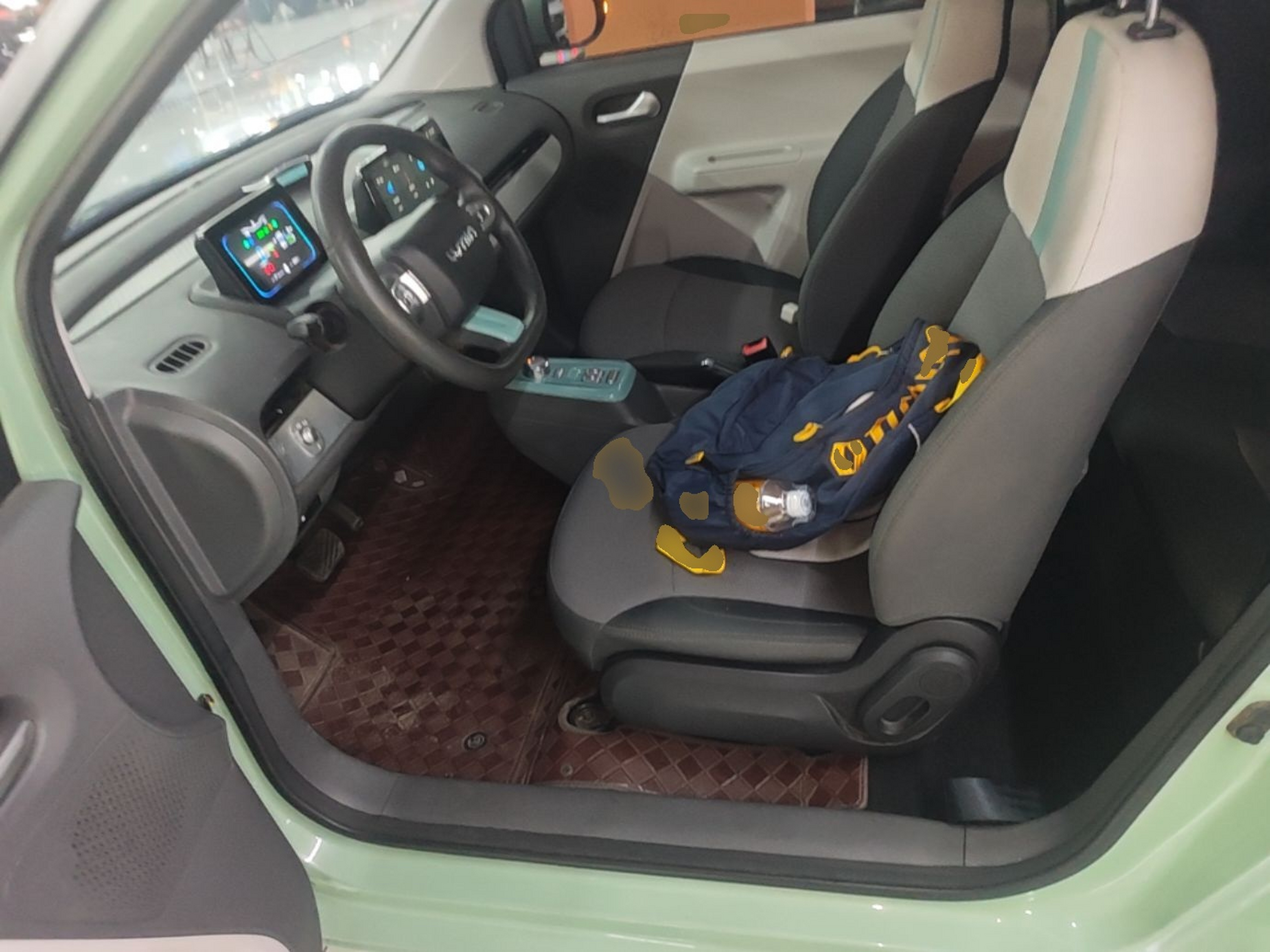 Interior delantero