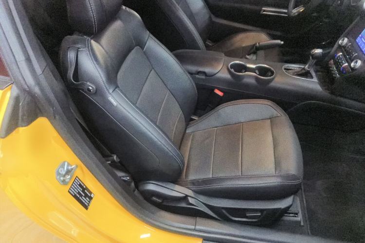 Used Ford Mustang 2021 2.3T EcoBoost
