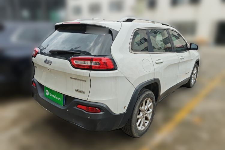 Used Jeep Cherokee 2017 2.0L Superior Edition
