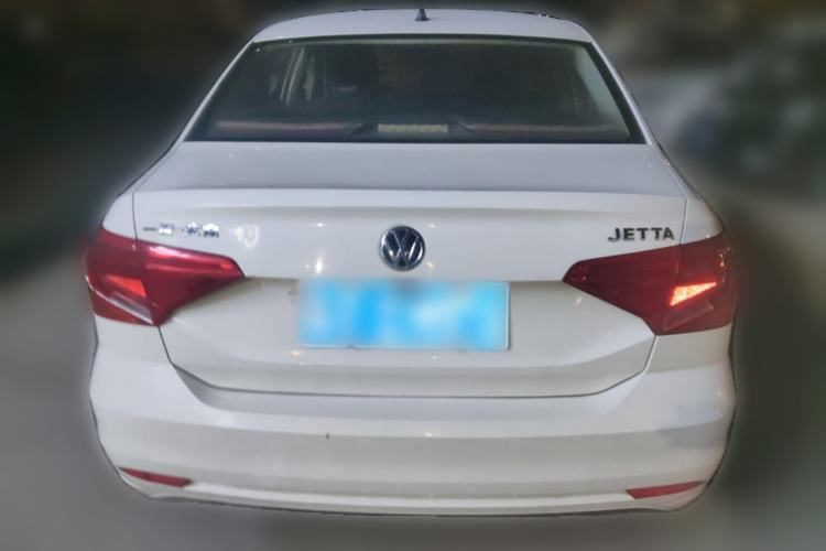 Used Volkswagen Jetta 2017 1.5L Manual Fashion Edition