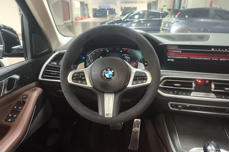 Used BMW X5 2021 xDrive40i Luxury Model with M Sport Package
