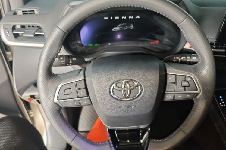 Used Toyota SIENNA 2021 2.5L Hybrid Ultimate Edition