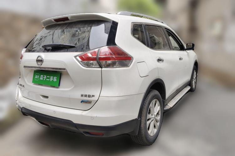 Used Nissan X-Trail 2015 2.0L CVT Comfort MAX Edition 2WD Rear Right 45 Deg