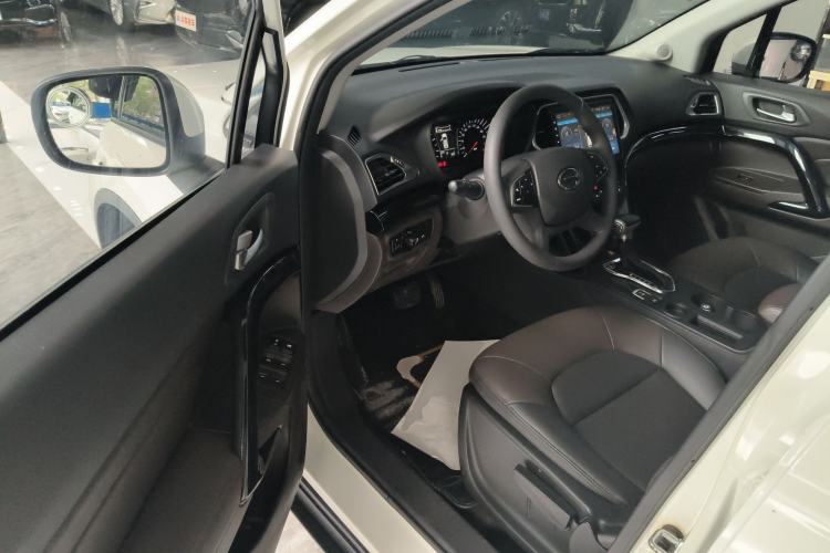 Used GAC Trumpchi GS4 2017 235T Automatic Two-Wheel Drive Elite Edition Driver Seat