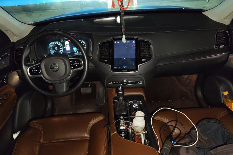 Used Volvo XC90 2020 T6 Zhiya Luxury 7-Seater Center Console