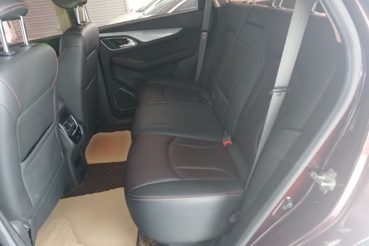 Used Baojun 560 2017 Rhythmic Edition 1.8L iAMT Prestige Model Left Rear Seat