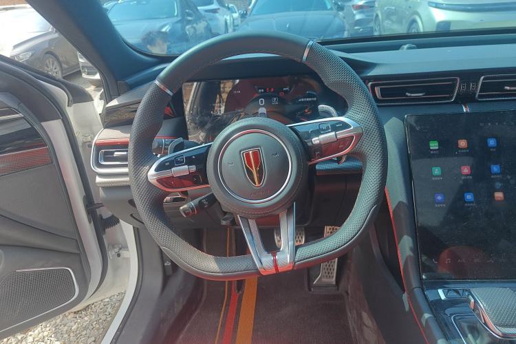 Used Hongqi H6 2024 2.0T ZhiShang Version
