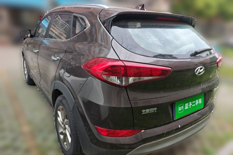 Used Hyundai Tucson 2015 1.6T Dual-Clutch Two-Wheel-Drive Smart Model Rear Left 45 Deg