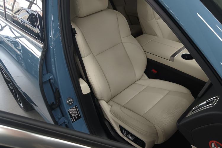 Used Li Auto L7 2023 Pro Model Right Front Seat