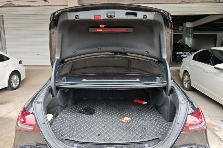 Used Mercedes-Benz E-Class New Energy 2023 E 350 e L Plug-in Hybrid Sedan