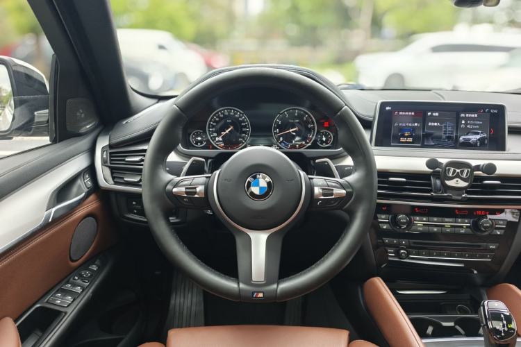 Used BMW X6 2019 xDrive35i M Sport Package Steering Wheel