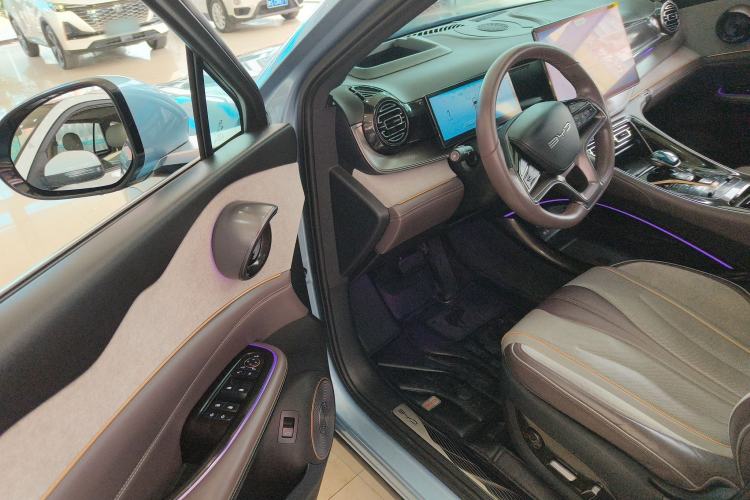 Used BYD Frigate 07 2023 DM-p 175 km Four-Wheel Drive Flagship Model