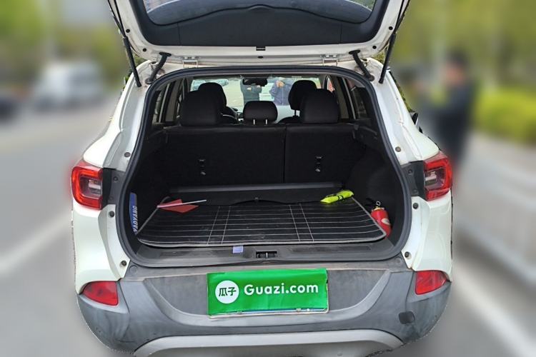 Used Renault Kadjar 2017 2.0L Two-Wheel-Drive Leading Edition