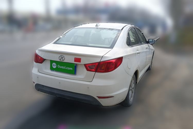 Used BAIC Senova D50 2014 1.5L manual standard version