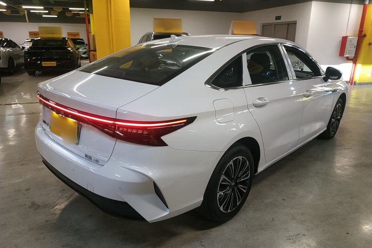 Used Chery Fengyun A8 2025 Model 70km Standard Version